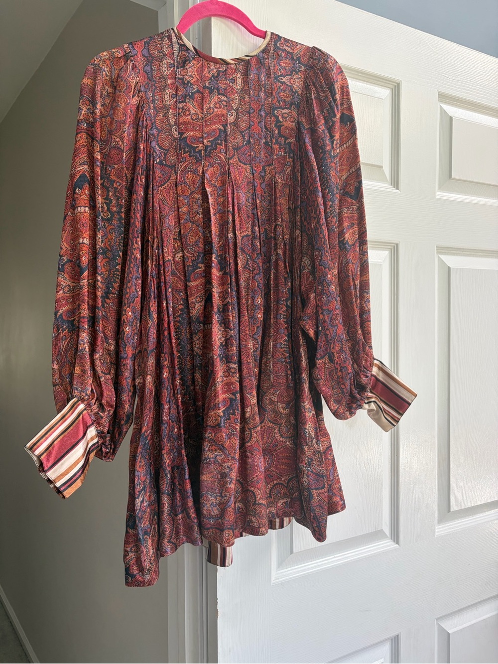 Women’s Paisley Long-Sleeve Mini Dress in Rust